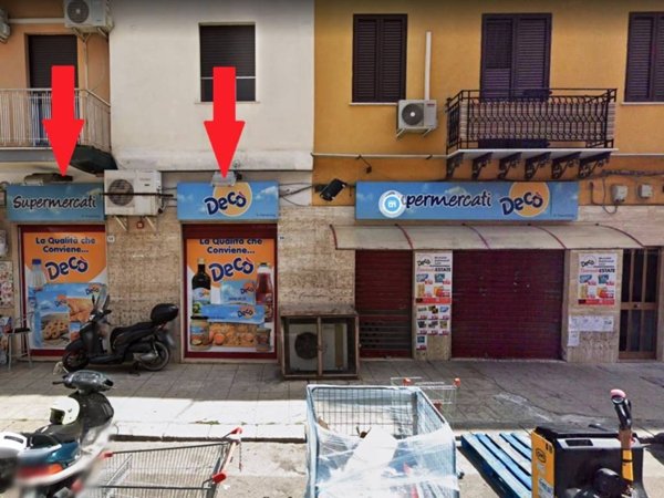 negozio in vendita a Palermo in zona Montepellegrino