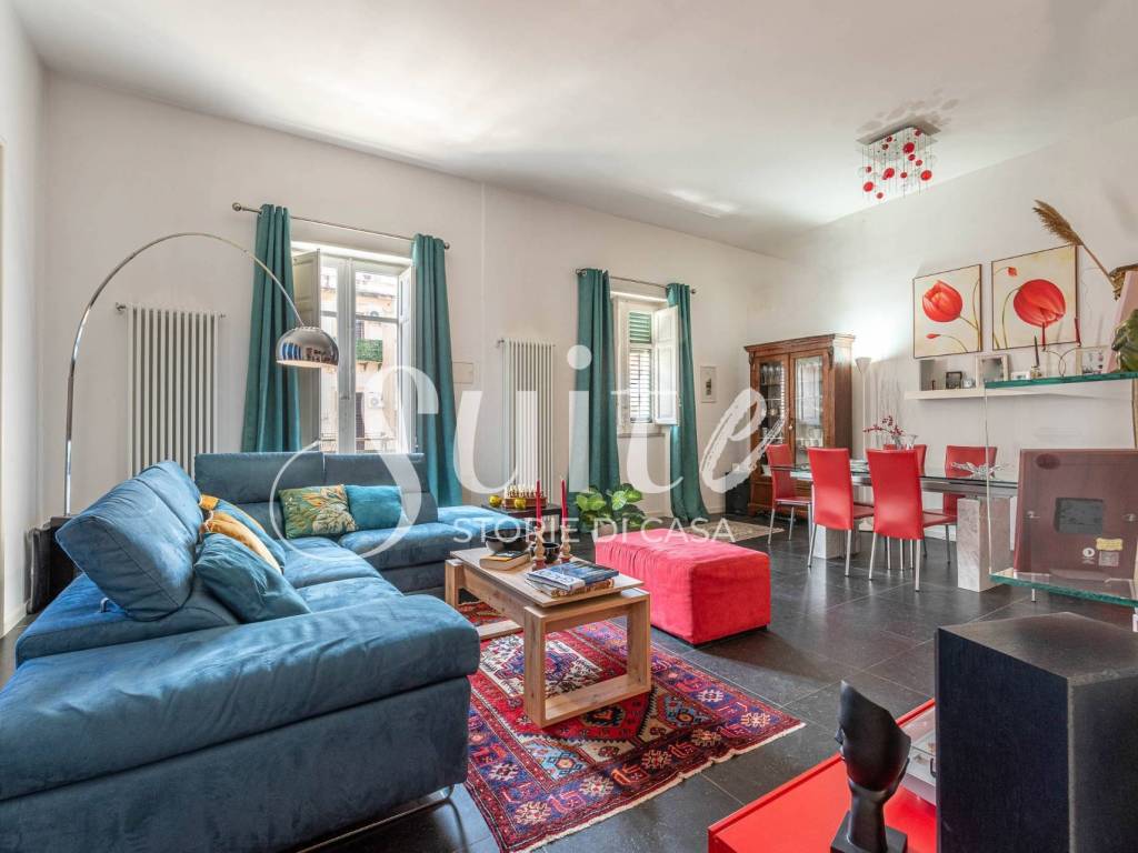 appartamento in vendita a Palermo in zona Zisa