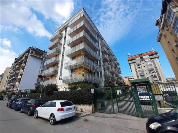 appartamento in vendita a Palermo in zona San Lorenzo
