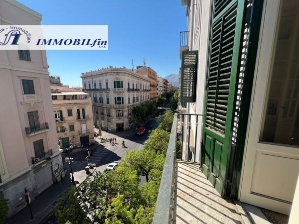 appartamento in vendita a Palermo in zona Centro storico