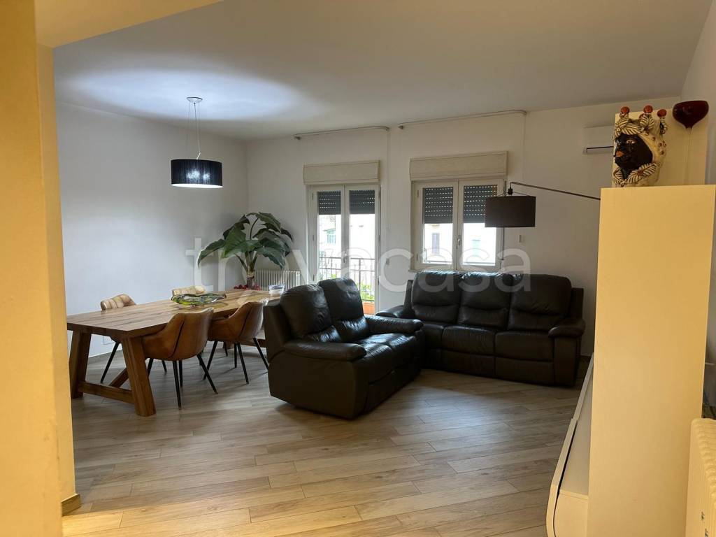 appartamento in vendita a Palermo in zona Chiavelli