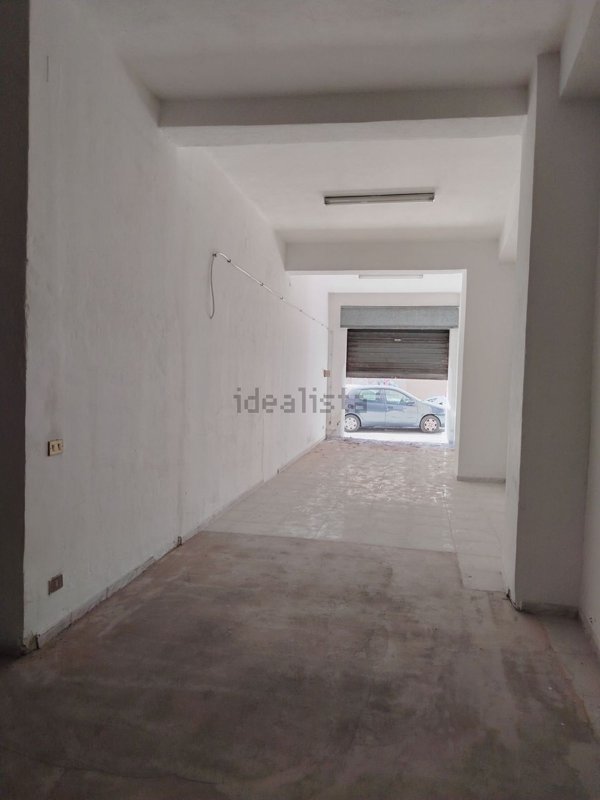 appartamento in vendita a Palermo in zona Zisa