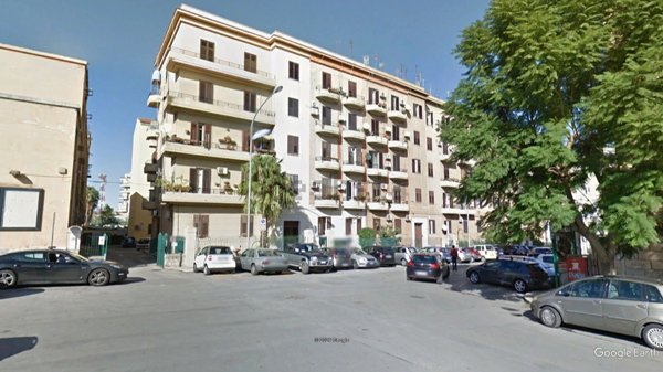 appartamento in vendita a Palermo in zona Politeama