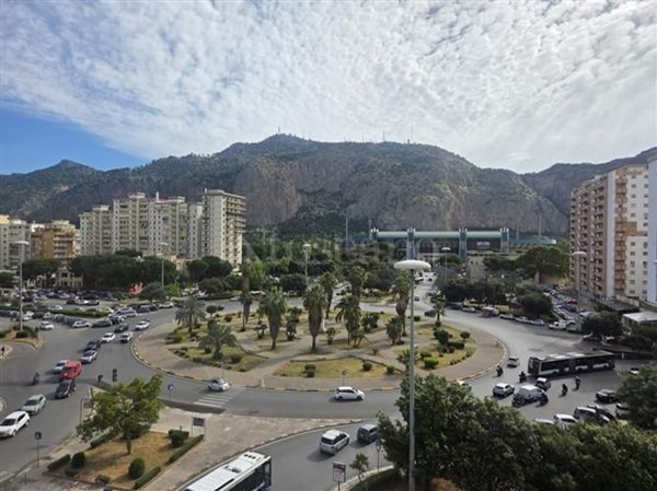 appartamento in vendita a Palermo in zona Resuttana