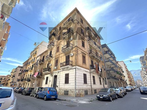 appartamento in vendita a Palermo in zona Oreto