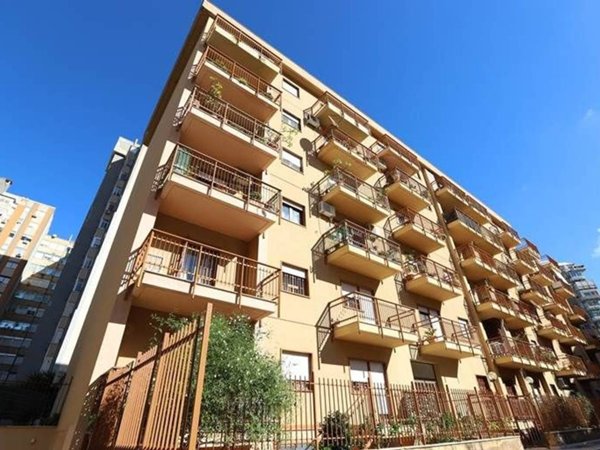 appartamento in vendita a Palermo in zona Chiavelli
