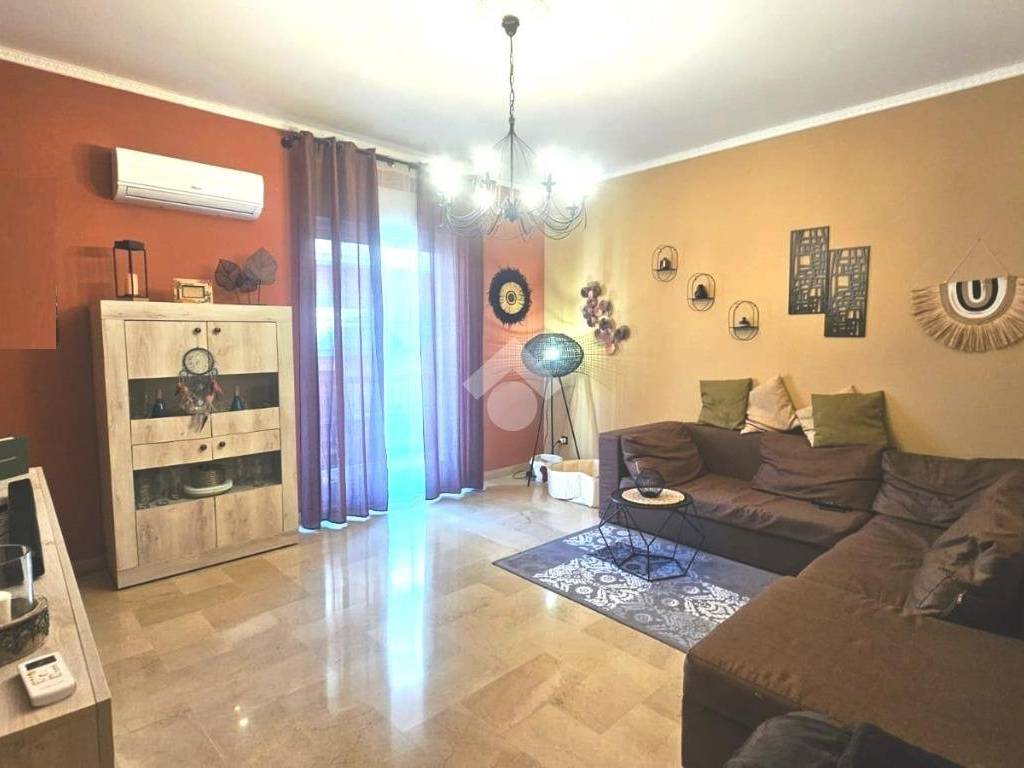 appartamento in vendita a Palermo in zona Montegrappa / Santa Rosalia