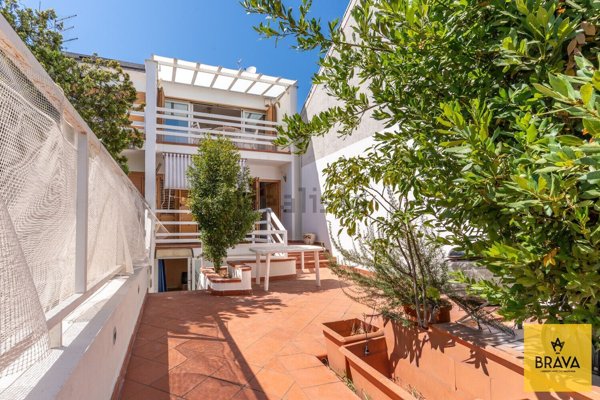 casa indipendente in vendita a Palermo in zona Partanna