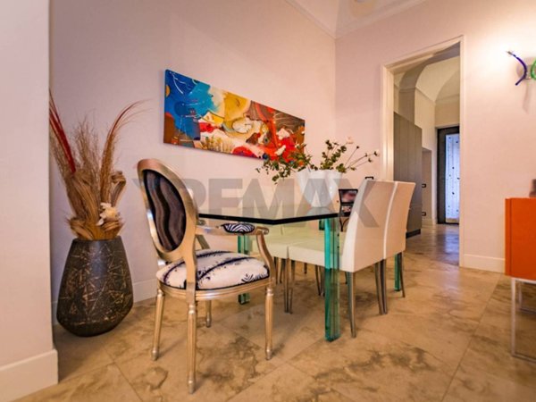appartamento in vendita a Palermo in zona Politeama