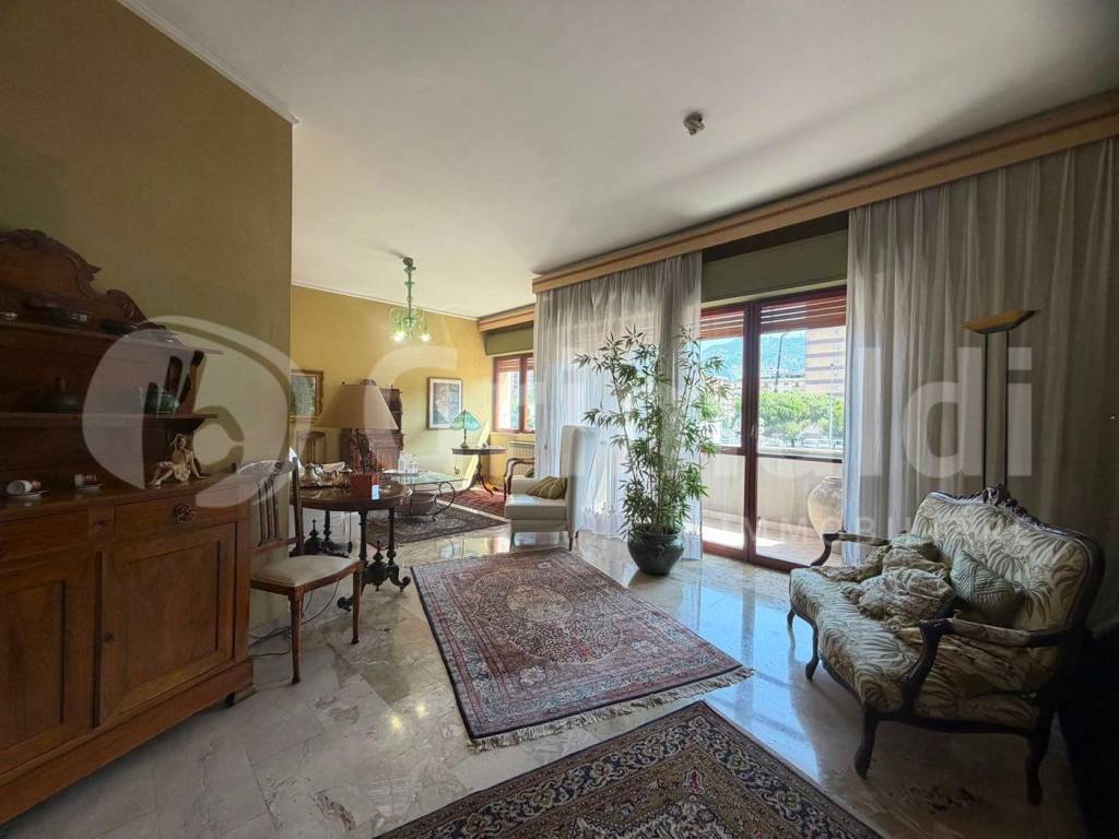 appartamento in vendita a Palermo