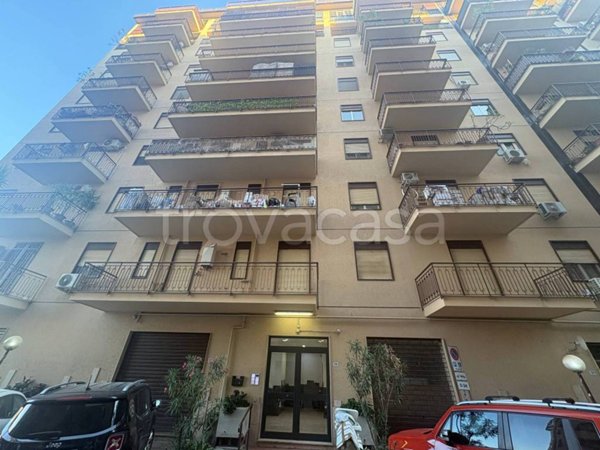 appartamento in vendita a Palermo in zona Malaspina/Palagonia