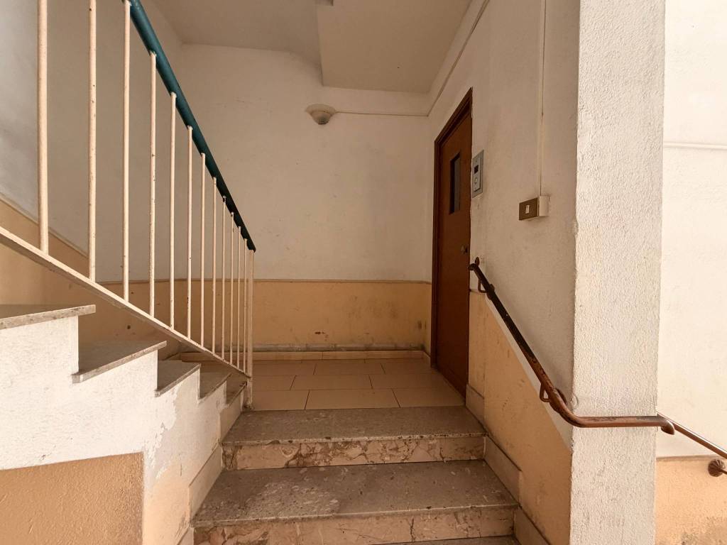 appartamento in vendita a Palermo in zona Malaspina/Palagonia