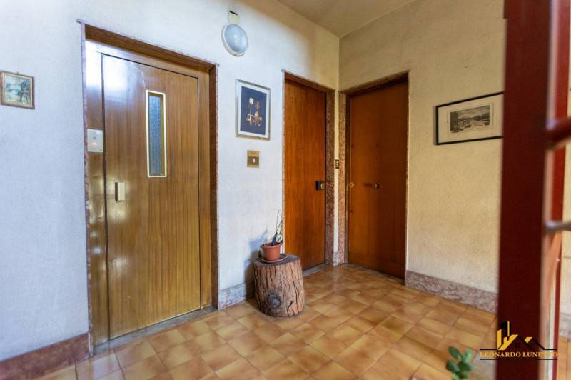 appartamento in vendita a Palermo in zona San Lorenzo