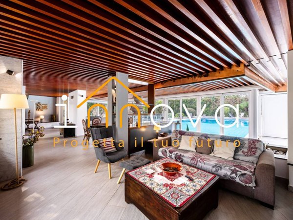 casa indipendente in vendita a Palermo in zona Mondello
