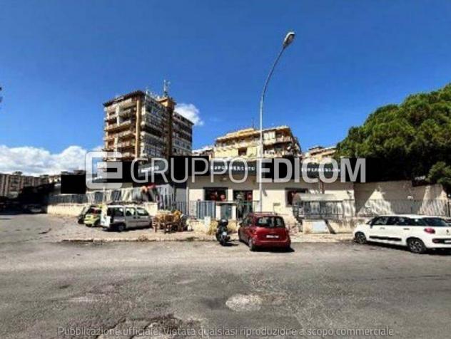 locale commerciale in vendita a Palermo