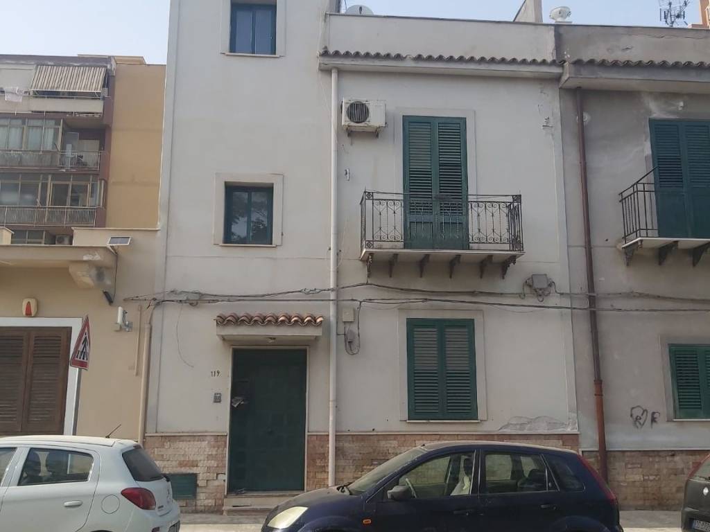 appartamento in vendita a Palermo in zona Uditore