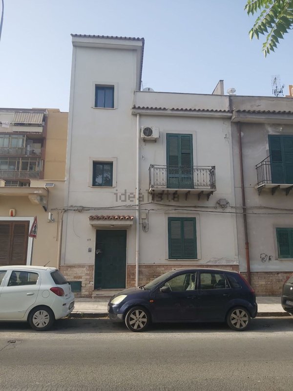 appartamento in vendita a Palermo in zona Uditore