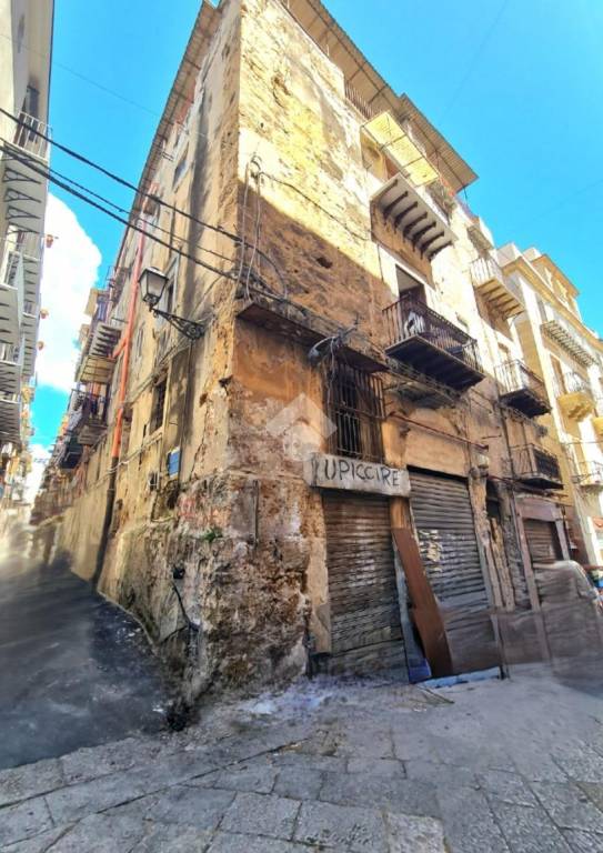 appartamento in vendita a Palermo in zona Centro storico