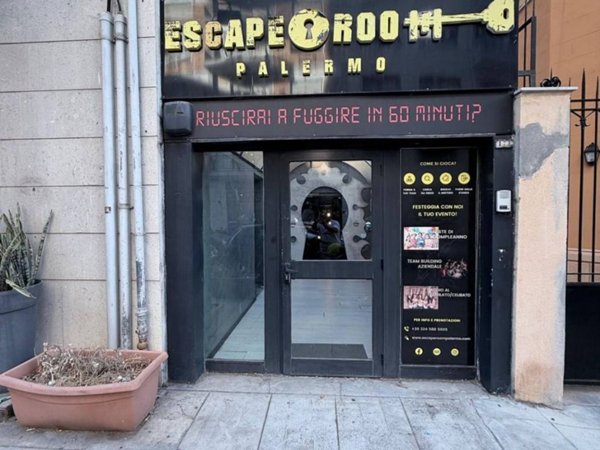 negozio in vendita a Palermo in zona Libertà