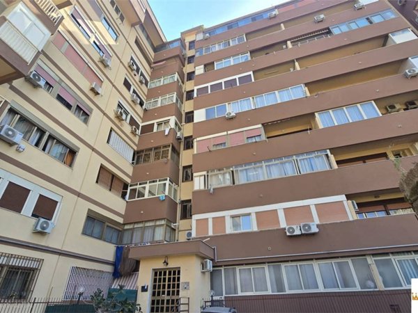 appartamento in vendita a Palermo in zona Tommaso Natale