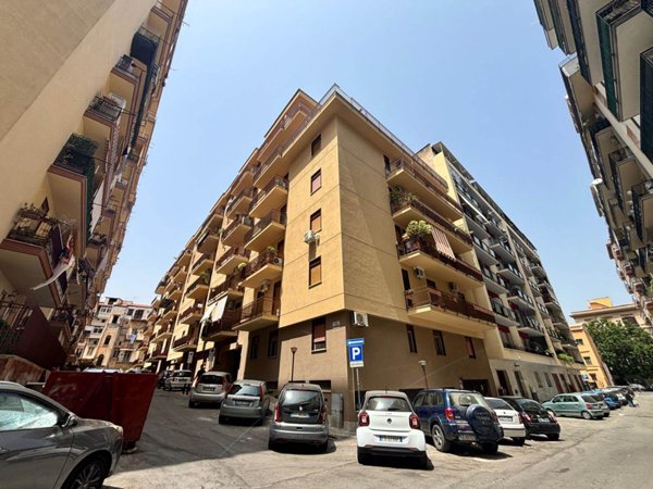 appartamento in vendita a Palermo in zona Calatafimi / Cuba