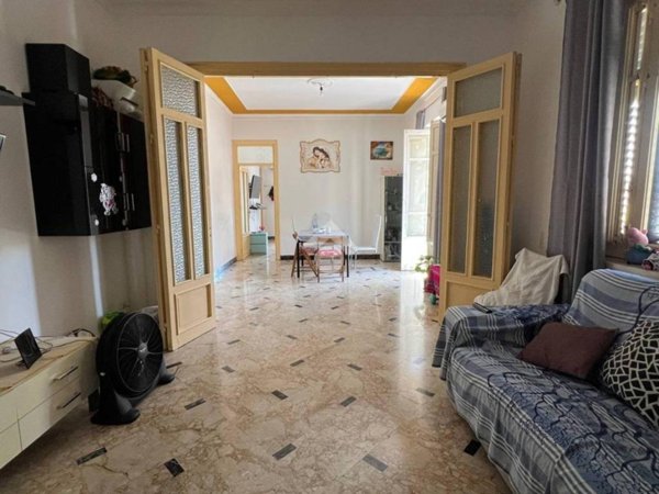 appartamento in vendita a Palermo in zona Zisa