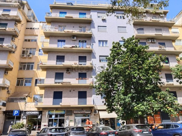 appartamento in vendita a Palermo in zona Libertà