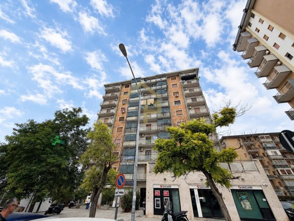 appartamento in vendita a Palermo in zona Oreto
