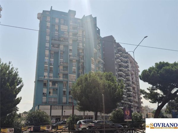 appartamento in vendita a Palermo in zona Malaspina/Palagonia