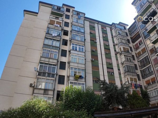 appartamento in vendita a Palermo in zona Montegrappa / Santa Rosalia