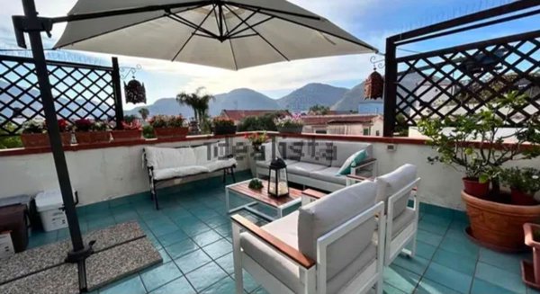 appartamento in vendita a Palermo in zona Mondello