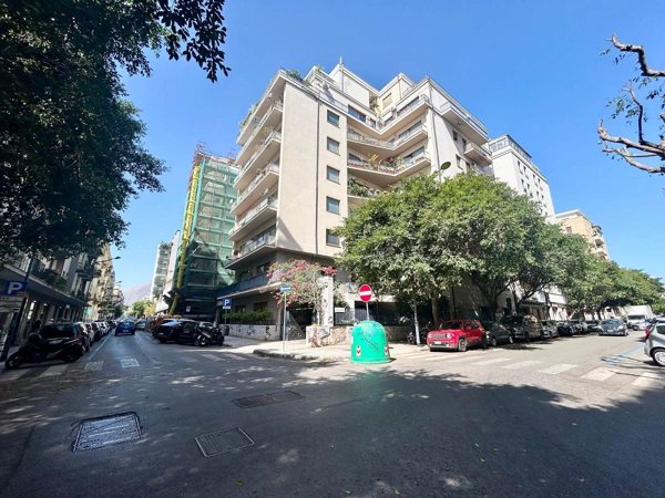 appartamento in vendita a Palermo in zona Libertà