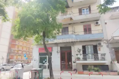 casa indipendente in vendita a Palermo in zona San Lorenzo