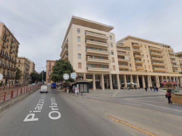 appartamento in vendita a Palermo in zona Politeama