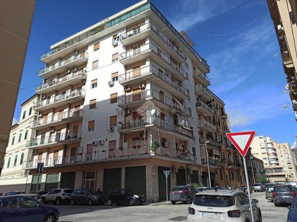 appartamento in vendita a Palermo in zona Montepellegrino