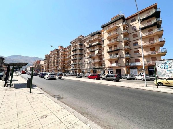 appartamento in vendita a Palermo in zona Oreto