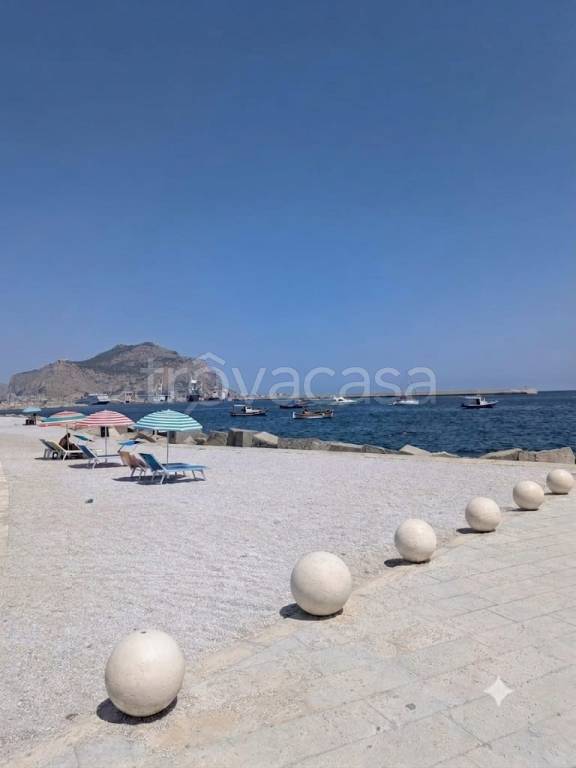 appartamento in vendita a Palermo in zona Centro storico