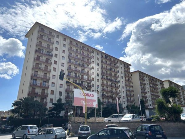 appartamento in vendita a Palermo in zona Oreto
