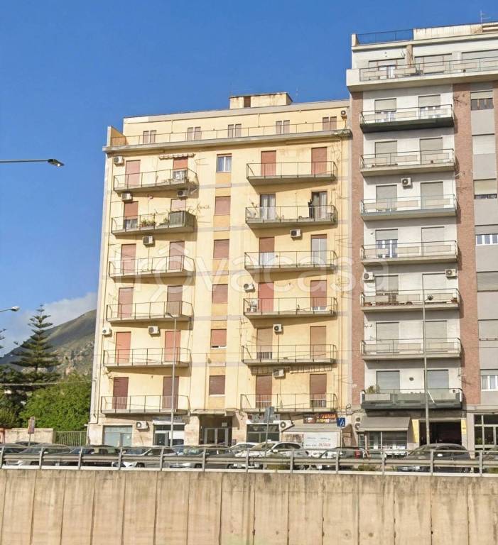 appartamento in vendita a Palermo in zona Altarello