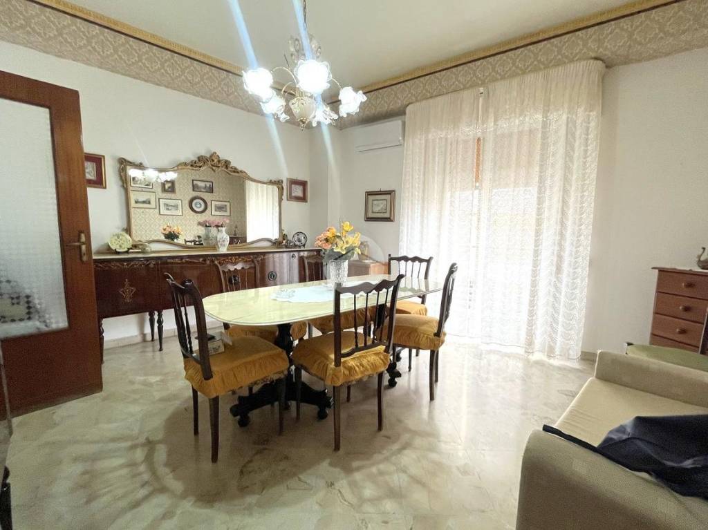 appartamento in vendita a Palermo in zona Altarello