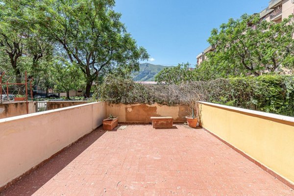 appartamento in vendita a Palermo in zona Roccella