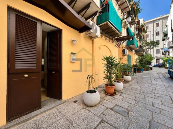 appartamento in vendita a Palermo in zona Centro storico