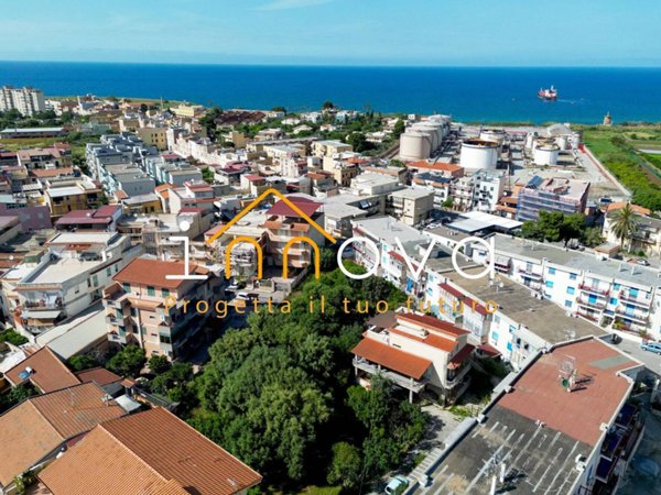 casa indipendente in vendita a Palermo in zona Centro storico