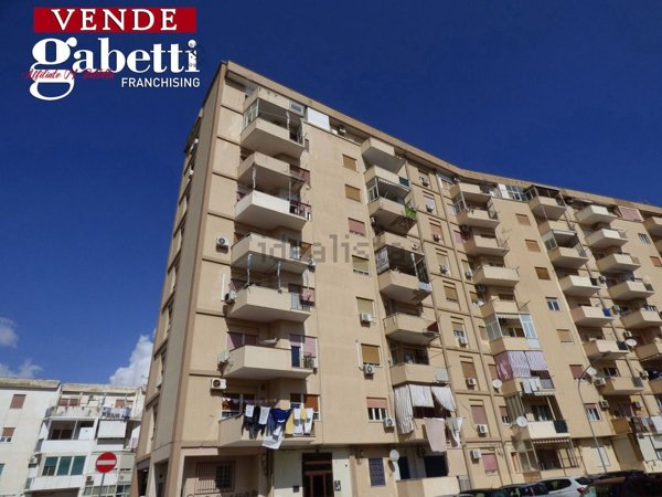 appartamento in vendita a Palermo in zona Settecannoli