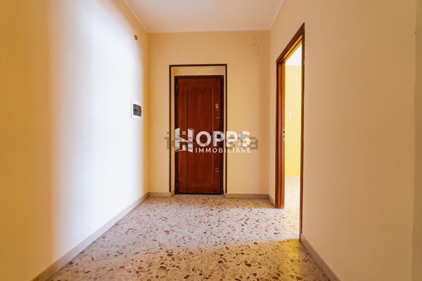 appartamento in vendita a Palermo in zona Uditore