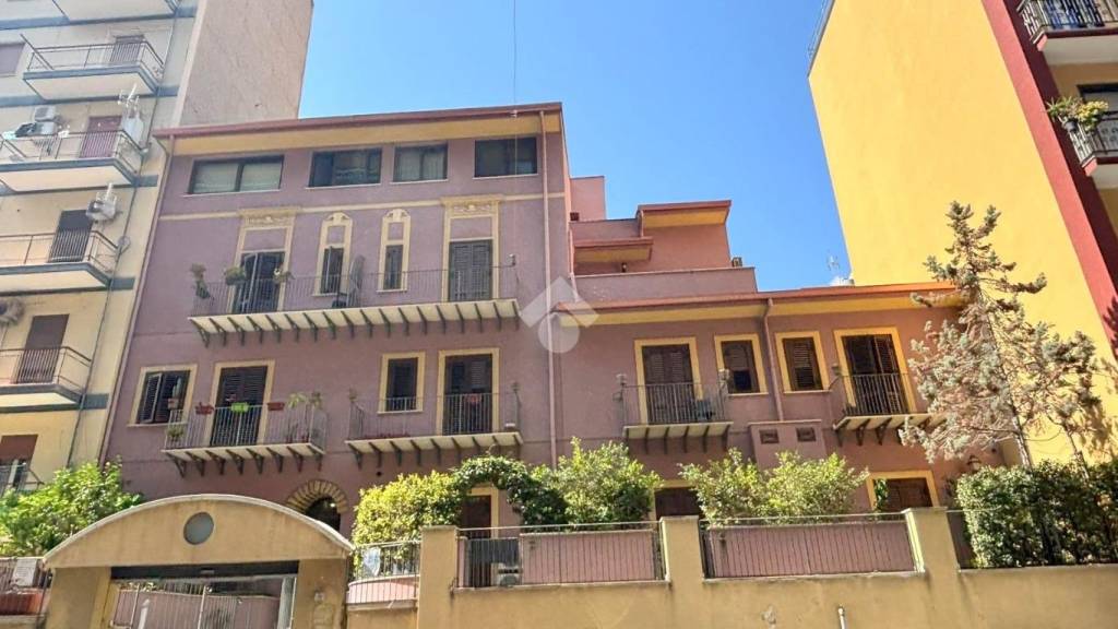 appartamento in vendita a Palermo in zona Calatafimi / Cuba