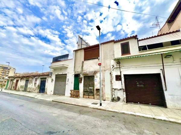 appartamento in vendita a Palermo