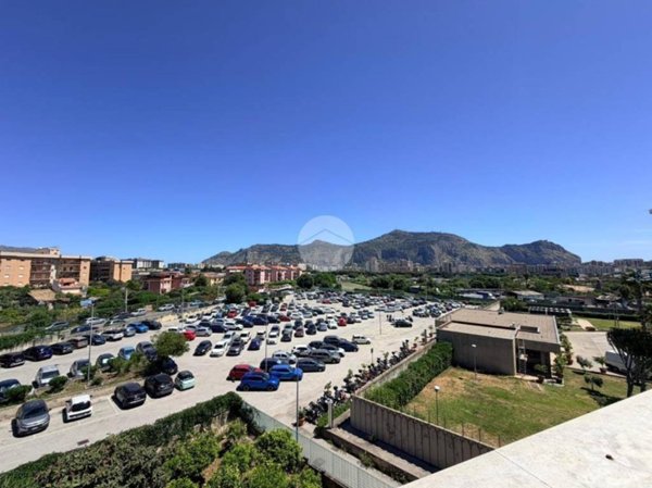 appartamento in vendita a Palermo in zona Cruillas
