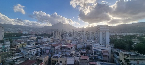 appartamento in vendita a Palermo in zona Uditore