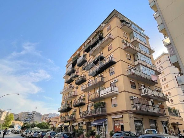 appartamento in vendita a Palermo in zona Noce
